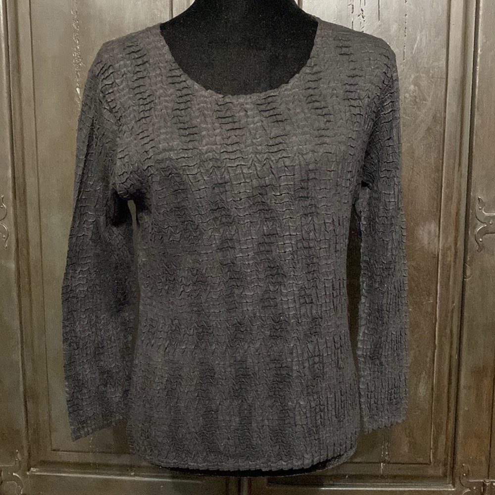 Rafael blk textured blouse. Large